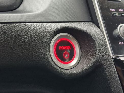 Used 2020 Honda Insight EX image 18