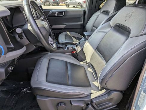 Used 2023 Ford Bronco Black Diamond image 14