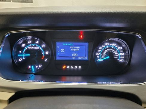 Used 2017 Ford Taurus SEL image 23