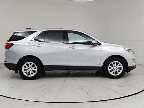 Used 2018 Chevrolet Equinox LT FWD image 7