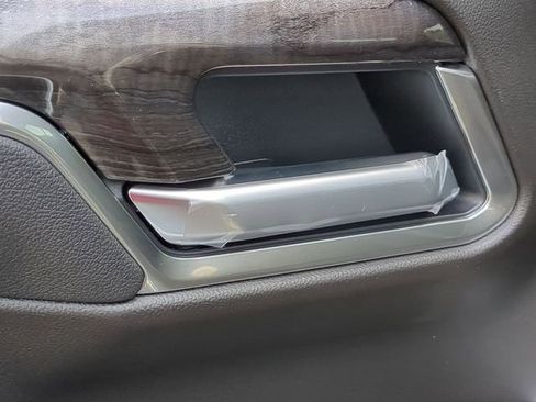 New 2026 Chevrolet Silverado 1500 LTZ w/ LTZ Convenience Package II image 37