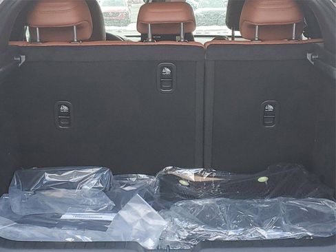 Used 2025 MAZDA CX-30 Carbon image 10