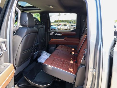 New 2026 GMC Sierra 1500 Denali Ultimate AWD/4WD image 11