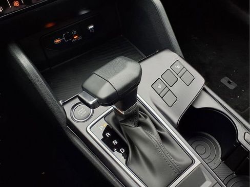 New 2026 Kia Sportage LX FWD image 6