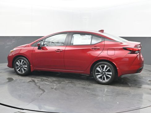 Certified 2025 Nissan Versa SV w/ Trunk Package image 5