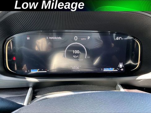 Used 2024 Jeep Wagoneer 2WD w/ Convenience Group I image 2