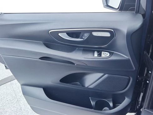 Used 2023 Mercedes-Benz Metris Passenger image 16