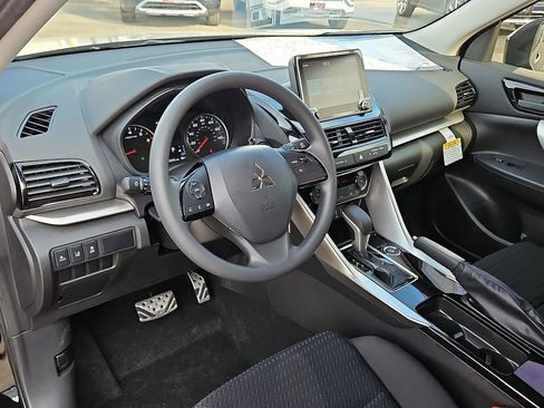 New 2026 Mitsubishi Eclipse Cross ES image 9