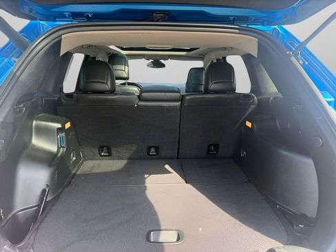 Used 2018 Jeep Cherokee Limited w/ High Altitude Package image 11