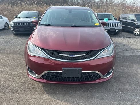Used 2019 Chrysler Pacifica Touring Plus w/ Cold Weather Group image 6