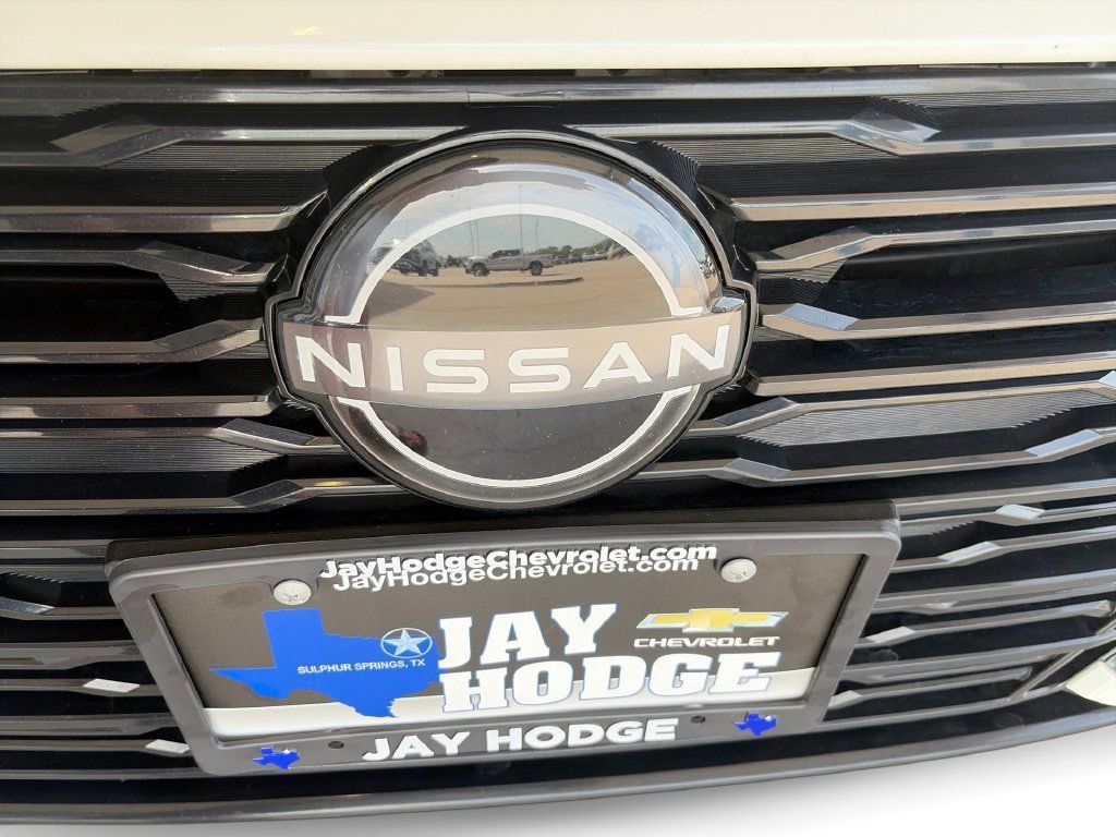 Used 2025 Nissan Altima 2.5 SV FWD image 33
