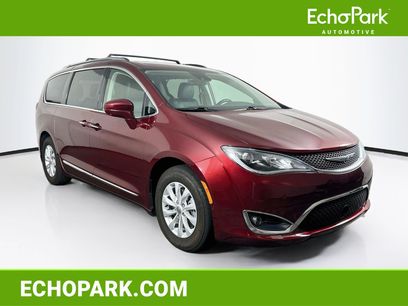Used 2019 Chrysler Pacifica Touring-L w/ Advanced Safetytec Group