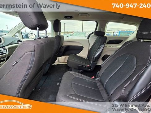 Used 2023 Chrysler Voyager LX FWD image 23