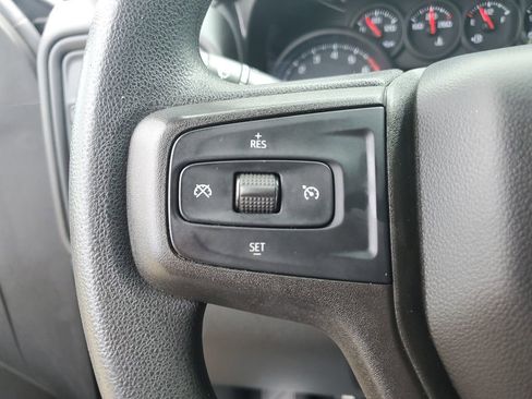 Used 2020 Chevrolet Silverado 1500 Custom w/ Custom Value Package RWD image 28