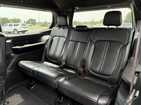 Used 2024 Jeep Wagoneer Series II image 14