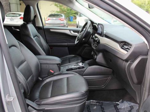 Used 2021 Ford Escape SEL FWD image 30