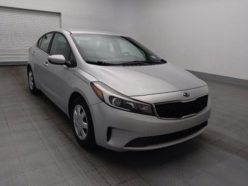 Used 2018 Kia Forte LX w/ LX Rear Camera Package FWD image 13