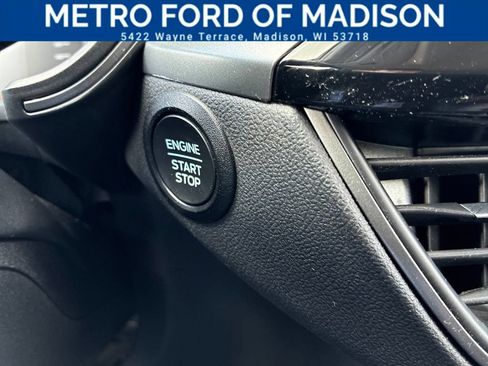 Used 2024 Ford Escape Active AWD/4WD image 30