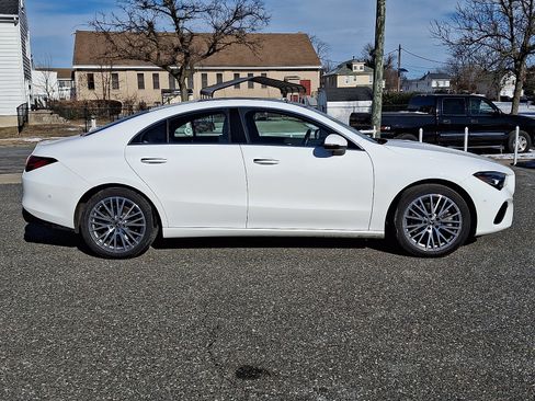 Used 2024 Mercedes-Benz CLA 250 4MATIC image 7