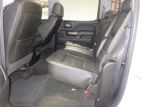 Used 2018 GMC Sierra 2500 Denali AWD/4WD image 7