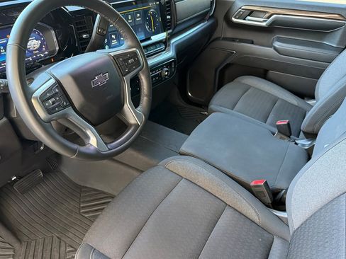 Used 2024 Chevrolet Silverado 1500 RST AWD/4WD image 11