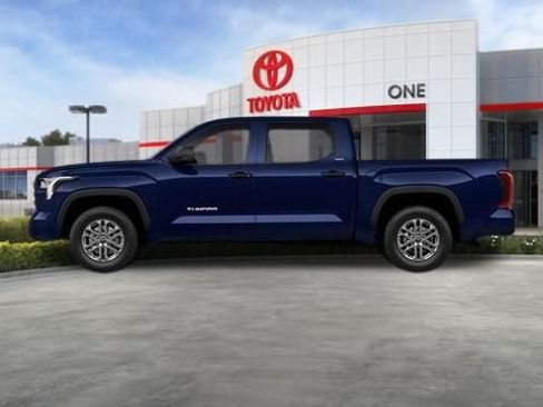 New 2026 Toyota Tundra SR5 w/ SR5 Convenience Package AWD/4WD image 27
