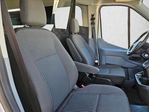 Used 2019 Ford Transit 150 XLT image 24