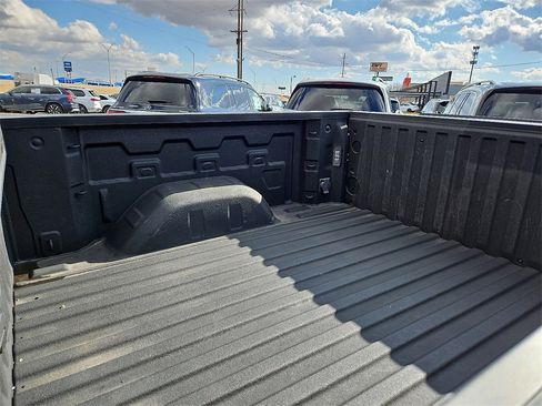 Used 2022 Chevrolet Silverado 1500 LT w/ Safety Package image 16