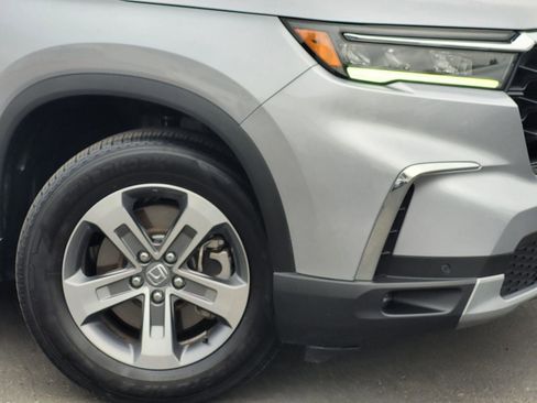 Used 2023 Honda Pilot EX-L image 5