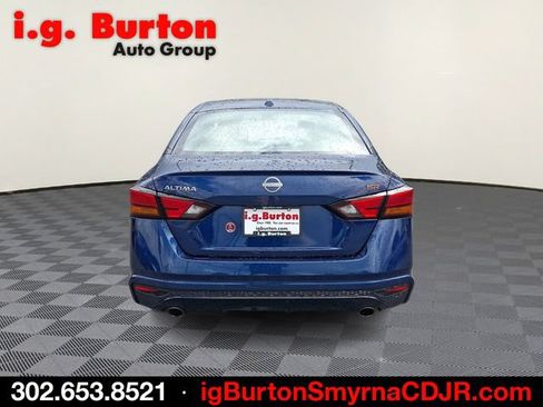 Used 2024 Nissan Altima 2.5 SR FWD image 5