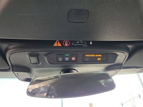 Used 2024 Chevrolet Camaro LT w/ RS Package image 33