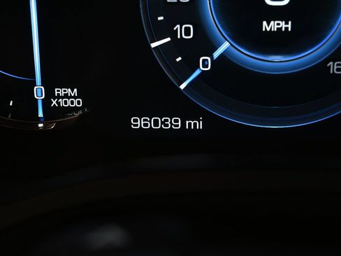 Used 2017 Cadillac Escalade Premium Luxury AWD/4WD image 31