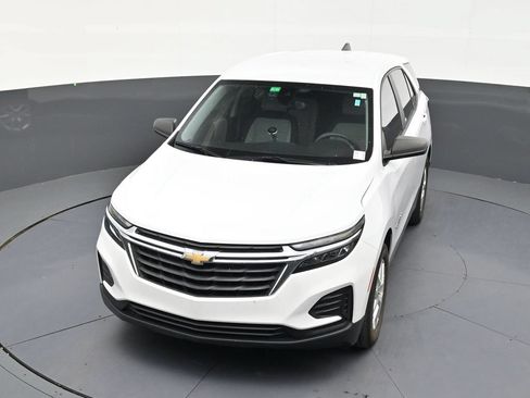 Used 2024 Chevrolet Equinox LS FWD image 19