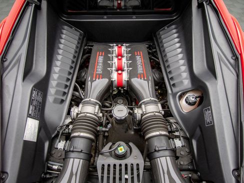 Used 2015 Ferrari 458 Speciale Coupe RWD image 41