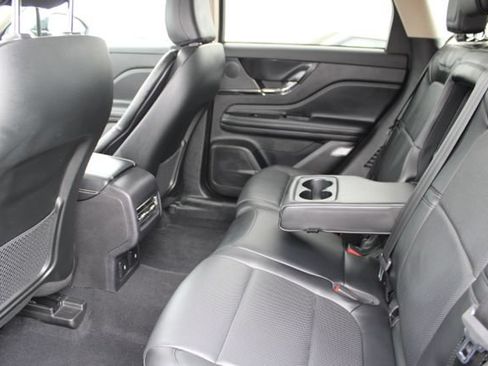Used 2023 Lincoln Corsair Reserve FWD image 39