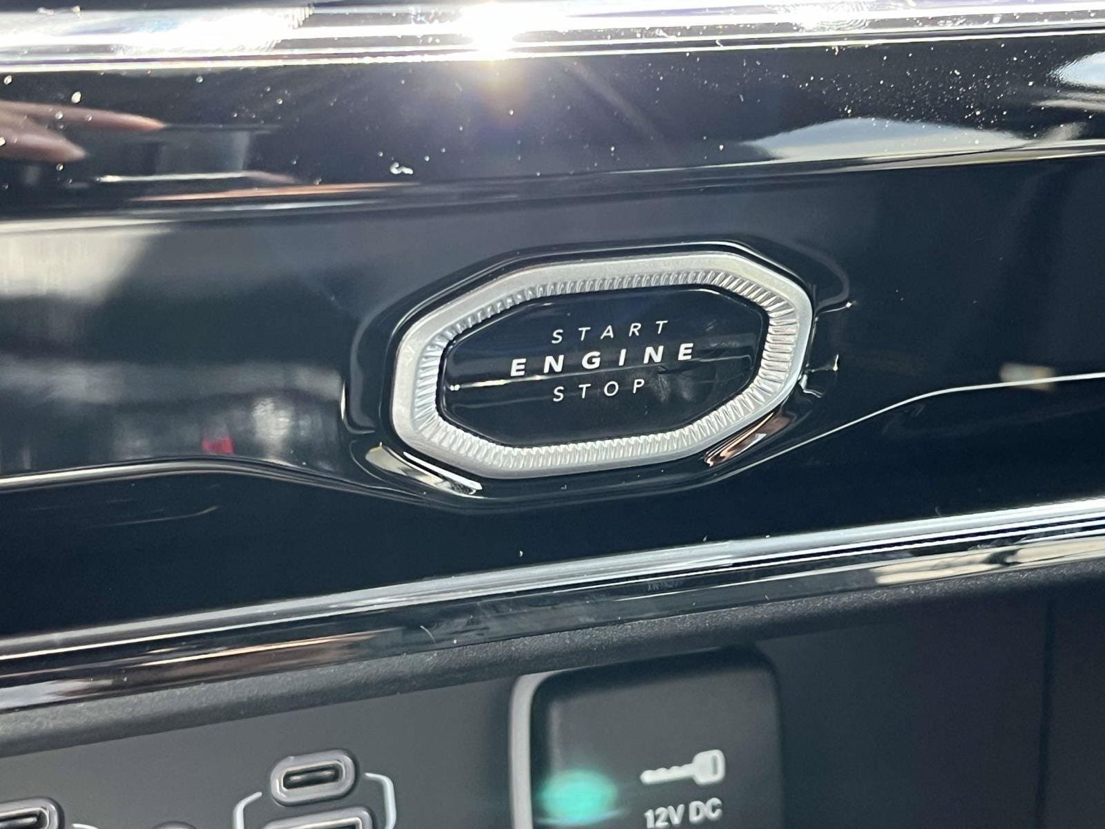 New 2026 Jeep Grand Cherokee Altitude AWD/4WD image 26