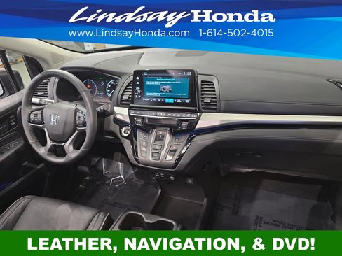 Used 2025 Honda Odyssey Touring image 11