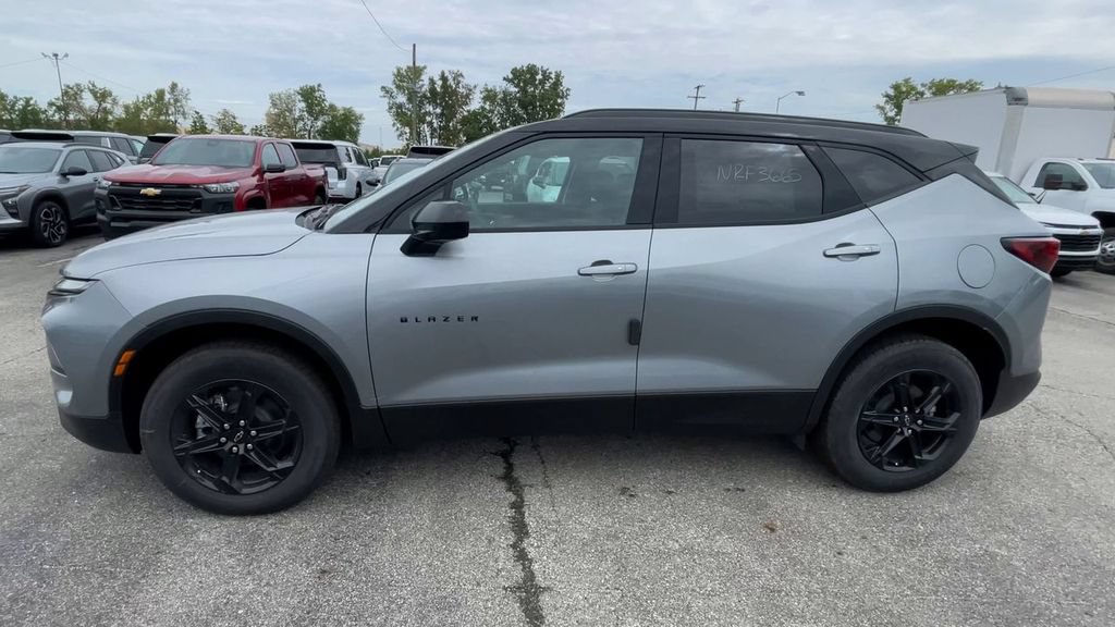 New 2026 Chevrolet Blazer LT w/ Convenience Package FWD image 7