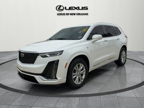 Used 2021 Cadillac XT6 Luxury image 3