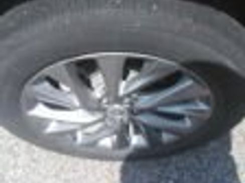Used 2025 Buick Enclave Preferred FWD image 20