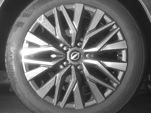 Used 2025 Nissan Altima 2.5 SV FWD image 15