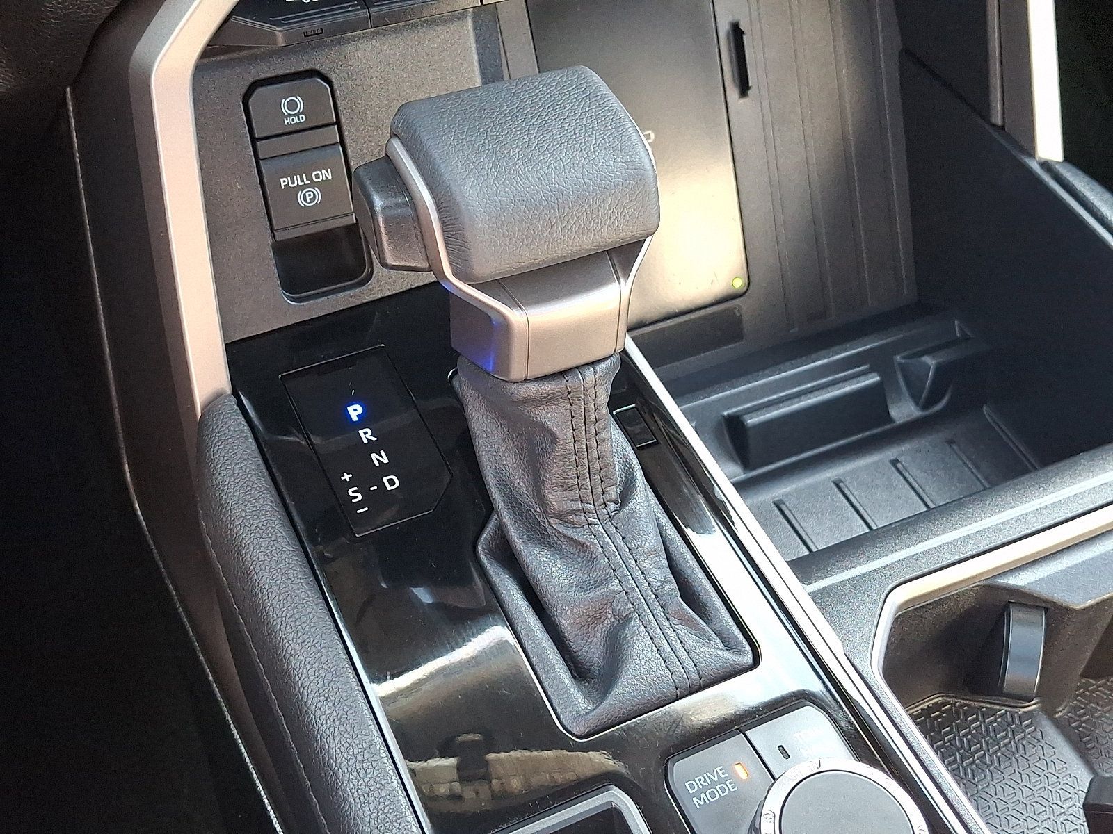 Certified 2026 Toyota Tundra Limited AWD/4WD image 15