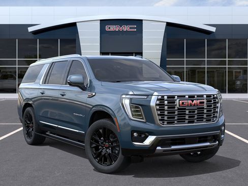 New 2026 GMC Yukon XL Denali w/ Sun & Power Step Package AWD/4WD image 7