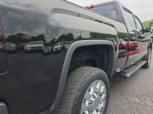 Used 2016 GMC Sierra 2500 Denali w/ Duramax Plus Package AWD/4WD image 36