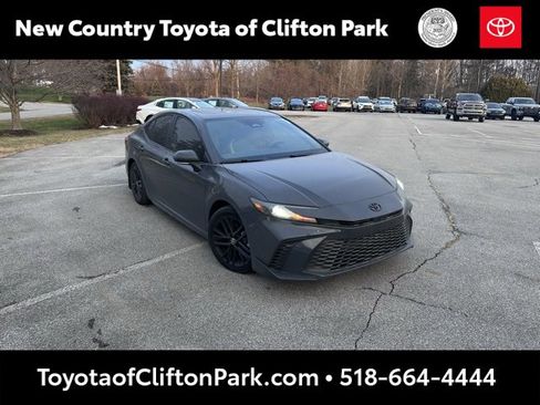Used 2025 Toyota Camry SE w/ Multimedia Upgrade Package image 1