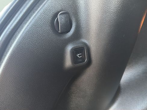 Used 2024 Jeep Compass Limited w/ Elite Group AWD/4WD image 27