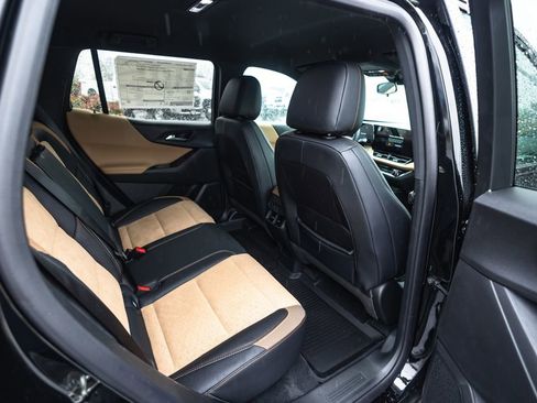 New 2026 Chevrolet Equinox ACTIV w/ Convenience Package III image 26