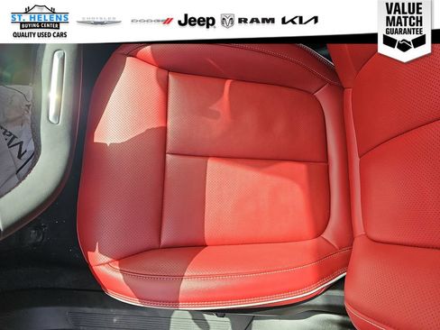 Used 2024 Jeep Wagoneer Limited AWD/4WD image 15