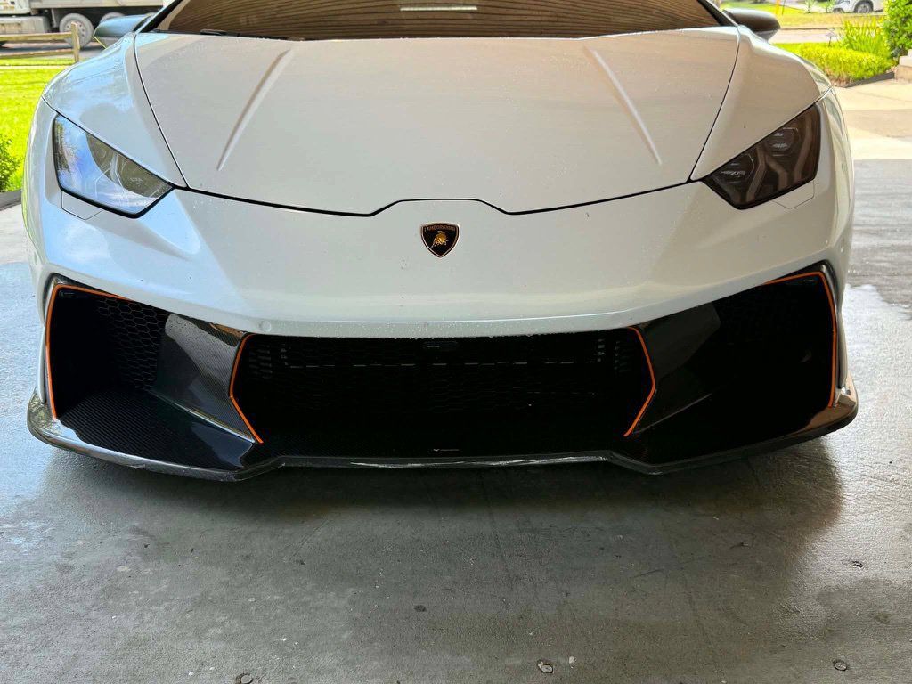 Used 2017 Lamborghini Huracan LP 580-2 RWD image 7