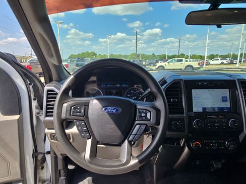 Used 2021 Ford F250 XLT AWD/4WD image 27